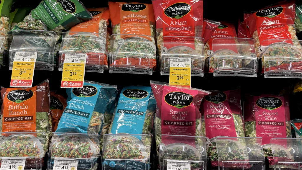 FDA Remains Focused on Taylor Farms Lettuce Amid Testing Confusion in Cyclospora Outbreak