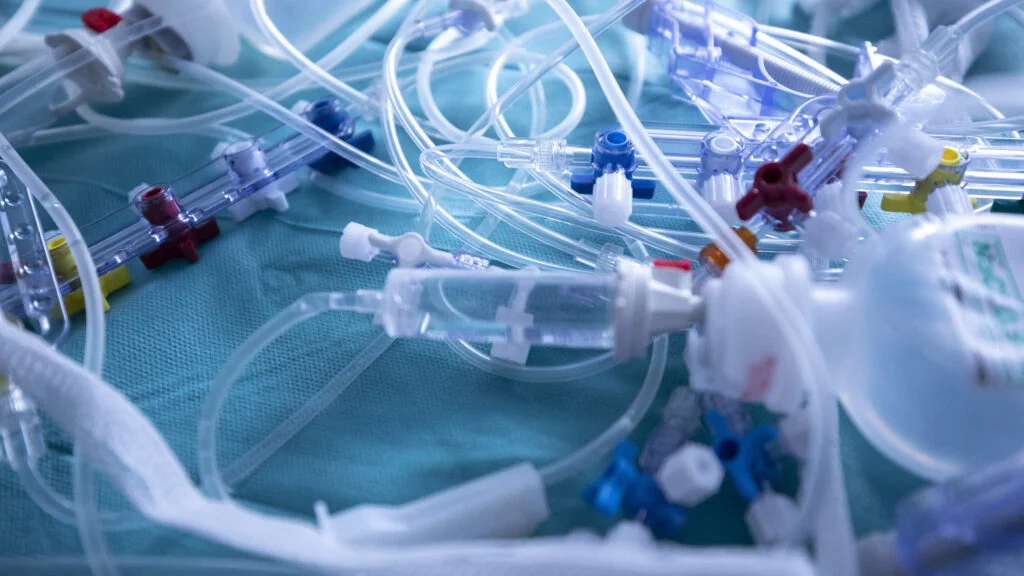 Platinum-Based Chemotherapy in Children Linked to Liver Mutations