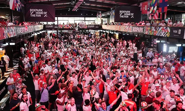Payment Failures Disrupt England Fans' Experience During World Cup Match